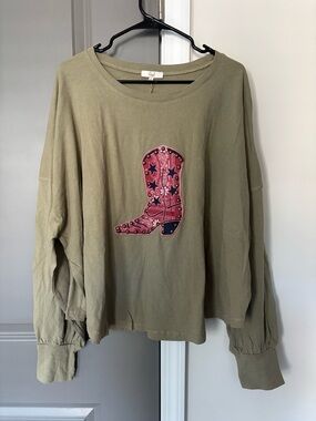 NWT Easel Cowboy Boot Long Sleeve